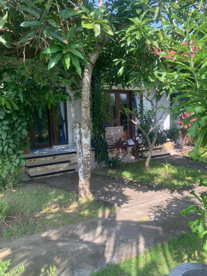 Bobo Bungalow Nusa Lembongan  Exterior photo